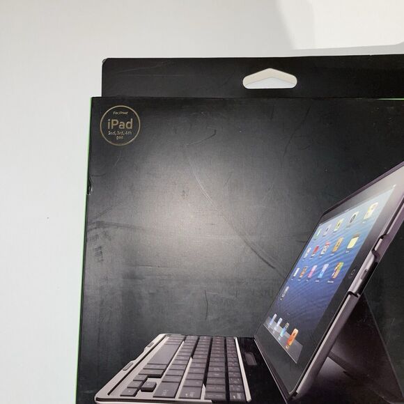 Belkin F5L151 Wireless Ultimate Keyboard Case For iPad 4th & 3rd Gen & iPad 2 - Picture 3 of 12